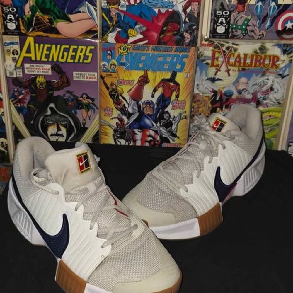 Nike Vapor Pro Tennis Shoes (White/Navy/Gum) – Size 10.5